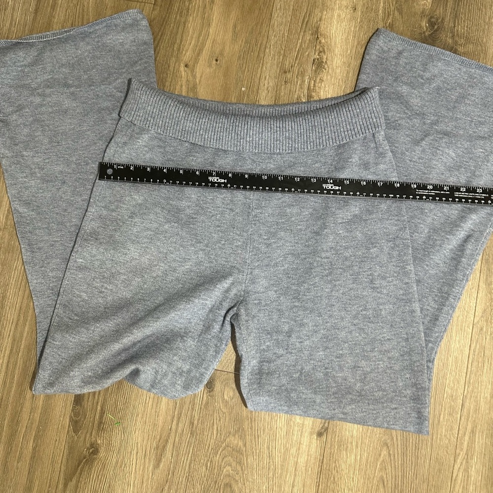 Gilly Hicks Light Gray Knit Hoodie and Wide-Leg Lounge Pants Set - Picture 12 of 16
